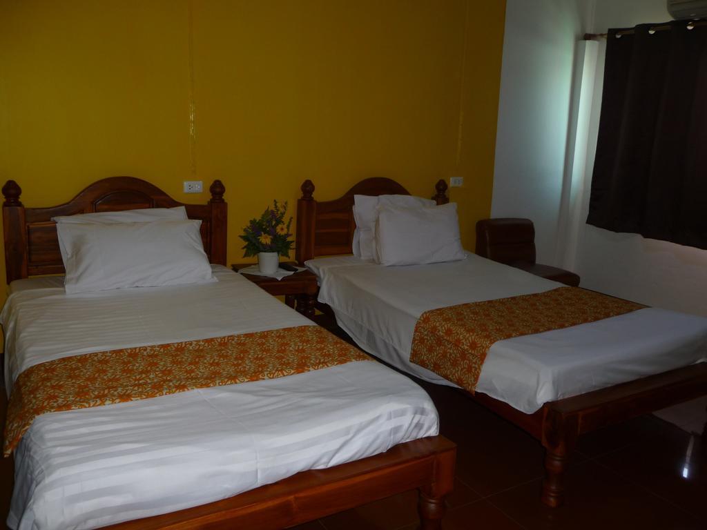 รูมฟอร์ยู Hotel กรุงเทพมหานคร ภายนอก รูปภาพ