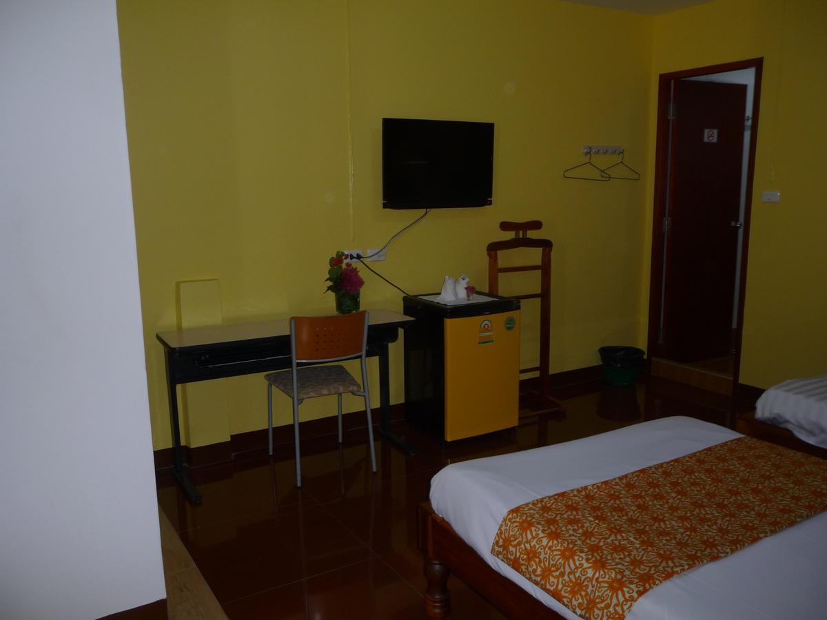รูมฟอร์ยู Hotel กรุงเทพมหานคร ภายนอก รูปภาพ