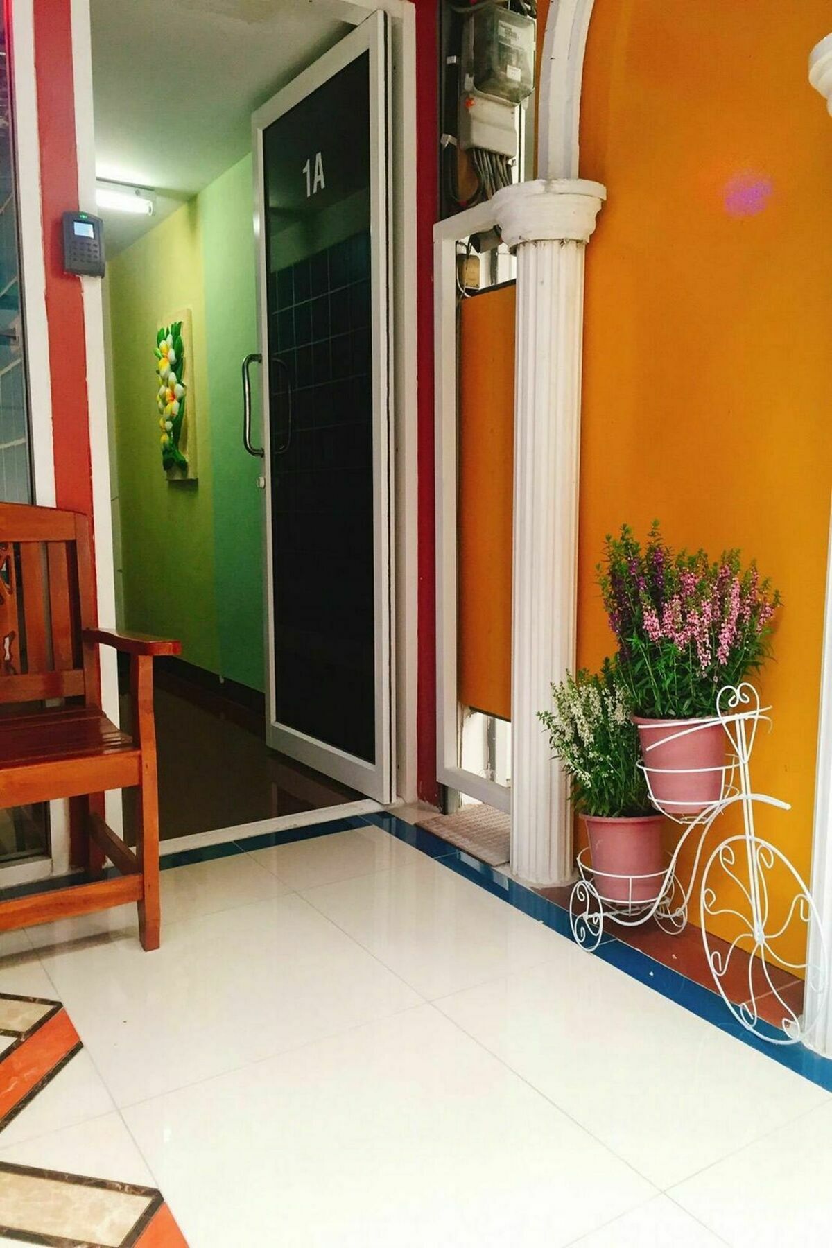 รูมฟอร์ยู Hotel กรุงเทพมหานคร ภายนอก รูปภาพ
